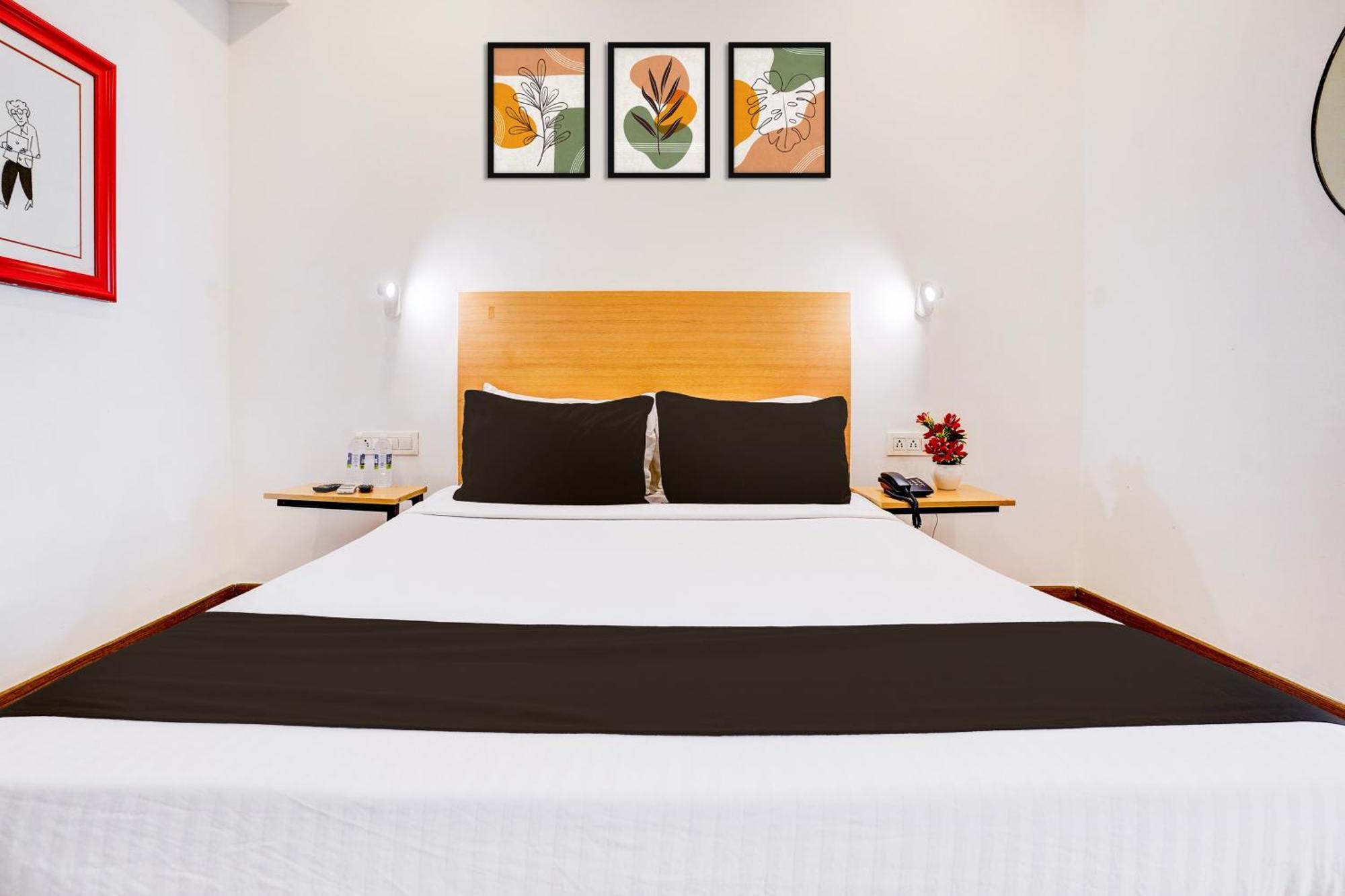 Super Townhouse Khar The Unicontinental Hotel Mumbai  Buitenkant foto